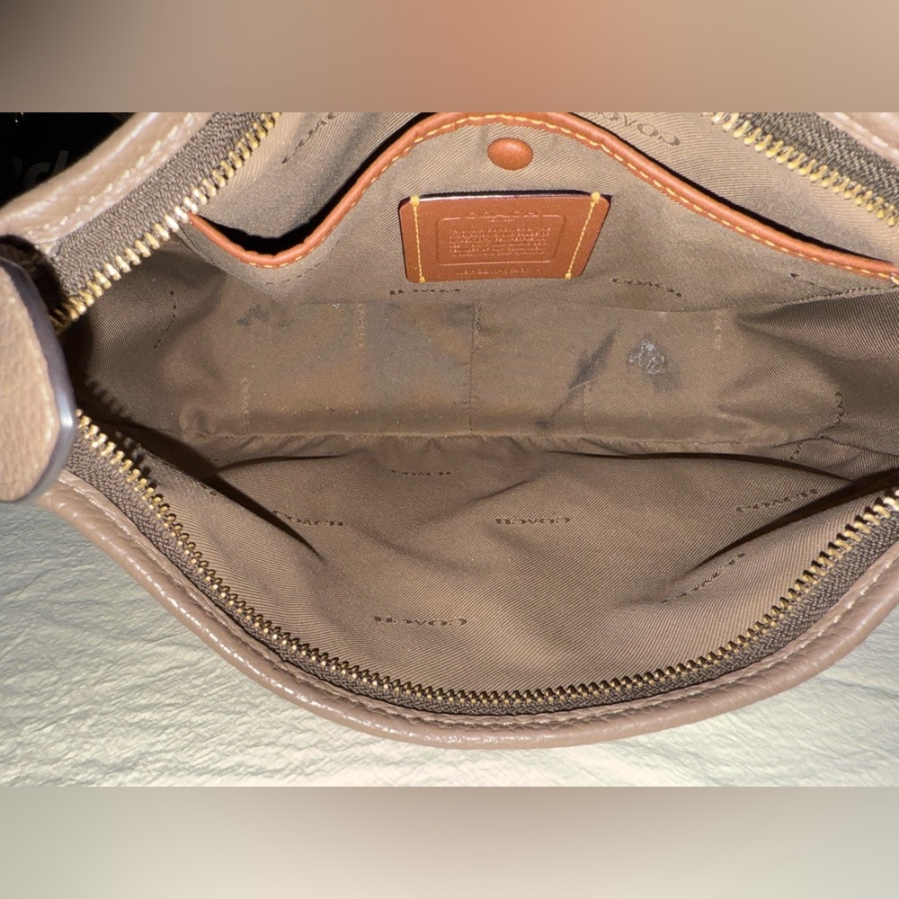 Coach Brown Leather Shoulder Bag - Picture 9 of 12